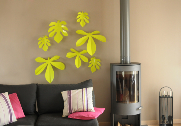 Cet ensemble se compose de trois feuilles de figuier de 22,5 x 31 cm,  une feuille de figuier de 33 x 45,5 cm, une feuille de marronnier de 35 x 36,5 cm et deux de 49 x 51,5 cm. 3 coloris. 89 €. La forêt. Stickers 3D. La Vie rêvée des Murs.