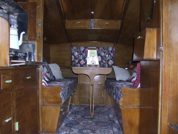 La Winchester 1934, doyenne de la collection, rappelle l’intérieur d’une cabine de bateau