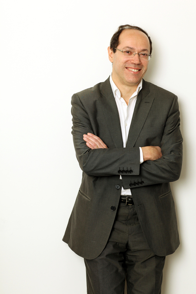 Pierre Ferrère donne un nouveau souffle au temple parisien du luminaire contemporain