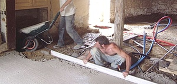 Réalisation d'une dalle en béton de chaux