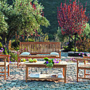 Ambiance sereine et indémodable grâce à la ligne Figari en teck naturel !