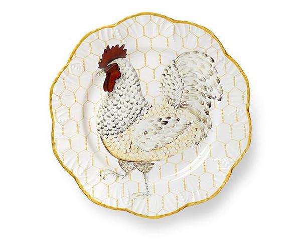 Le grand décorateur Alberto Pinto a dessiné une sublime série d'assiettes peintes à la main de jolies poules sur fond de grillage