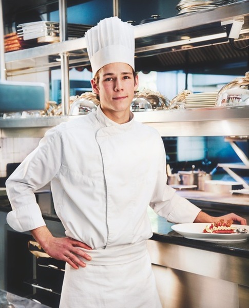 A 21 ans seulement, Arthur Fèvre est déjà un grand pâtissier