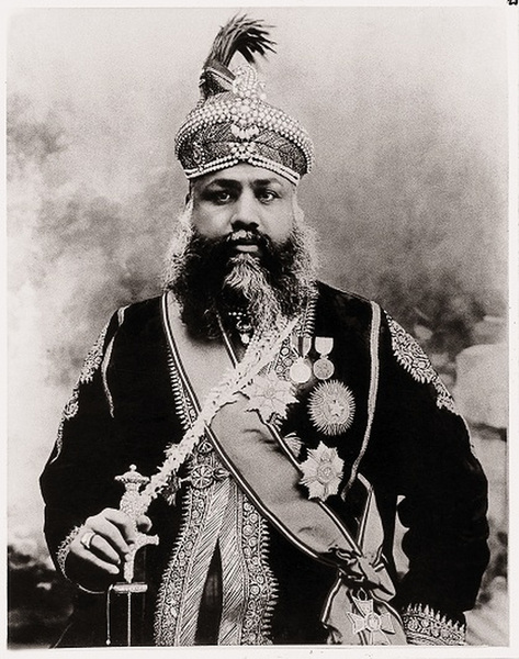 Pierres précieuses pour un art de vivre fastueux