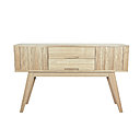 Une console en frêne massif dotée de deux tiroirs et deux portes coulissantes. L 122 x H 76 x P 36 cm. Absolument Maison. BHV.