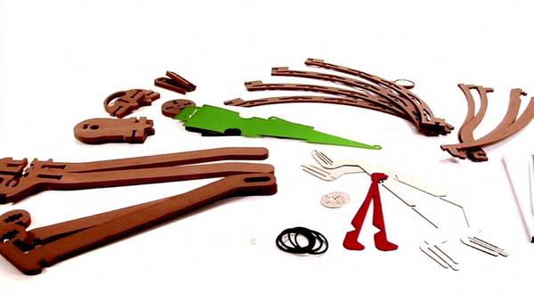 Il s’allume par l’action du soleil et se monte en 10 minutes sans outil.