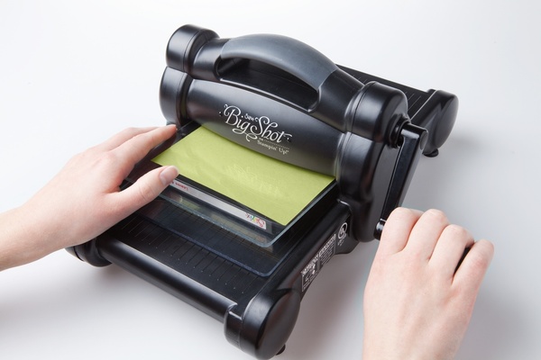 Glissez et tourner pour découper