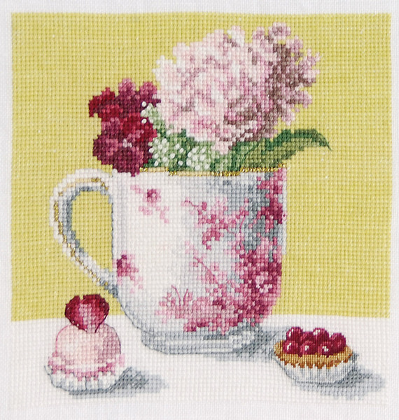 La pivoine est brodée