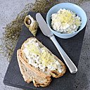 Fines herbes et crème d’Isigny pour un bulot facile à grignoter.