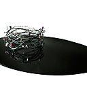 « Schwarzwald » de Ruth Gurvich, est clin d’œil aux personnages de contes de fées, elle évoque une promenade dans la Forêt Noire.