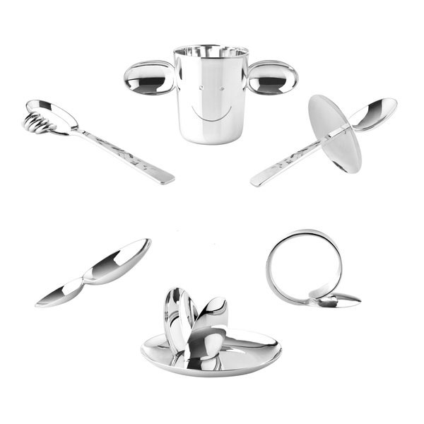 Le collectif 5.5 Designers avec la collection « Bienvenue ! » célèbre la cuillère avec dérision et finesse.