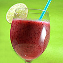 Smoothie rouge: le plein de fibres et vitamines pour la journée !