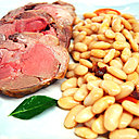 La finesse de l’agneau et la douceur du haricot se subliment dans une recette authentique du Sud-Ouest.