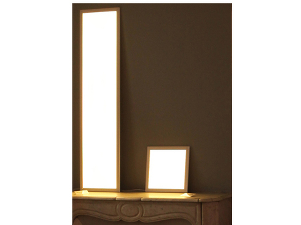Une gamme de dalles à éclairage LED avec un allumage instantané composé de trois gammes de lumières adaptées aux différents usages domestiques. Lucidalle, Lucibel.