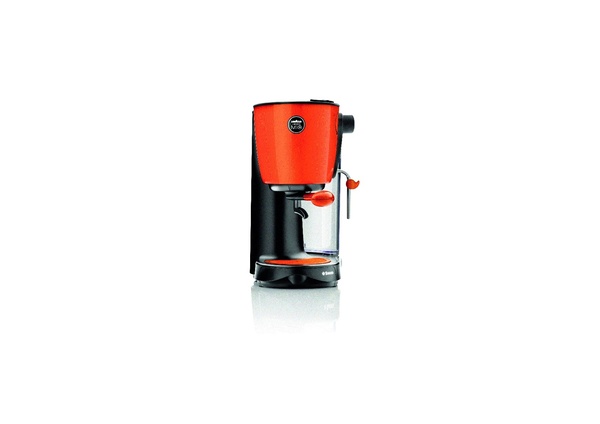 Une touche de rouge pour cette cafetière. Existe aussi en noir et orange. 119 €. A Modo Mio Piccina. Saeco Lavazza.