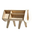 Un range-revue en forme d’âne. En contreplaqué de bouleau, il permet aussi de ranger des livres de poche. L 60 x P 42 x H 43 cm. Design Egon Riss. The Conran Shop.