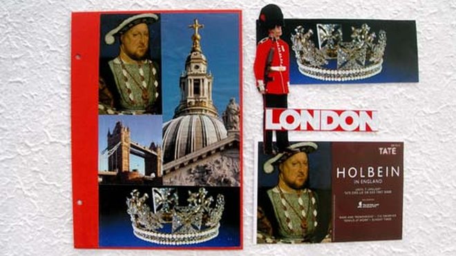 Découper et coller les images du guide touristique