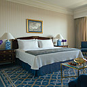 La décoration des chambres est signée Pierre-Yves Rochon