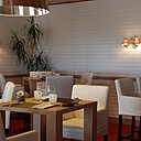 Grâce au talent d'Arnaud Thiry en cuisine et de Vincent Legrand pour la pâtisserie, l'Atalante est devenu membre de la Chaîne « Châteaux & Hôtels Collection » initiée par Alain Ducasse