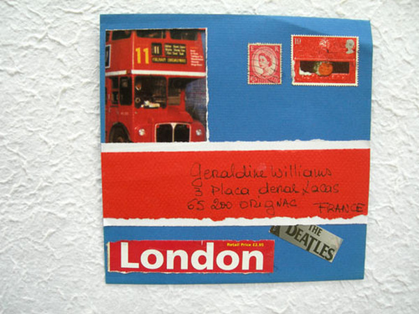 Découpez et collez les photos.