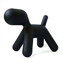 Exclusivité Voltex: le chien Puppy en noir, Magis