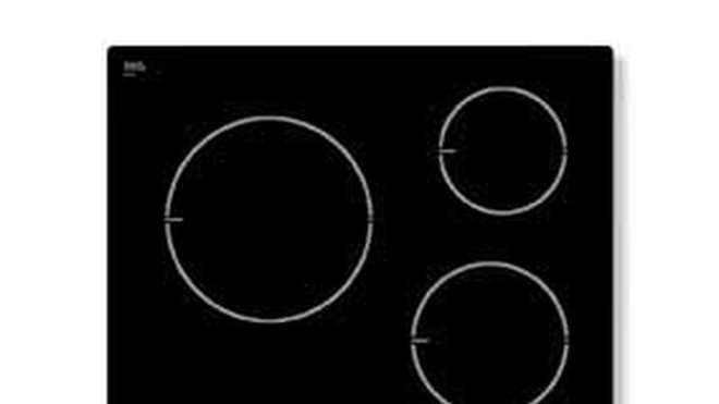 1. Passer du gaz à l’induction facilement. La table à induction s’adapte à toutes les prises, 16, 20 ou 32 ampères. Système de commande digitale pour un réglage au degré près de la température. 3 foyers dont un de 24 cm. Table à induction 60 cm PIM 611R616E. Bosch. 1. Passer du gaz à l’induction facilement. La table à induction s’adapte à toutes les prises, 16, 20 ou 32 ampères. Système de commande digitale pour un réglage au degré près de la température. 3 foyers dont un de 24 cm. Table à induction 60 cm PIM 611R616E. Bosch.