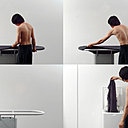 Avec « Une autre salle de bains », les traditionnelles vasques en céramique sont remplacées par des vasques en textile imperméable et lavable en machine. Felipe Ribon. Prototypes. © Ribon