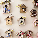 Réalisées avec des tissus vintage, les nichoirs de Tamar Mogendorff