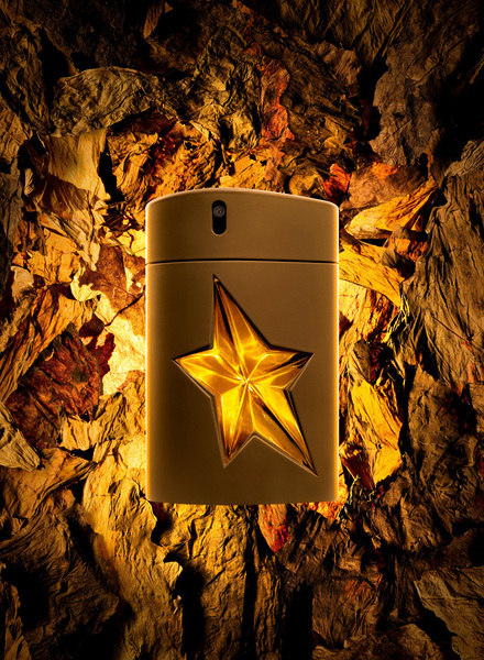 AMen Pure Havane associe les arômes puissants et corsés du tabac100 ml, 71,50 €  Thierry Mugler