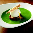 Velouté graphique qui égaierait la table la plus triste