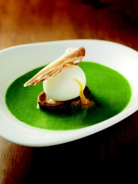 Velouté graphique qui égaierait la table la plus triste