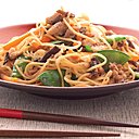 Nouilles sautées au wok avec une touche bretonne