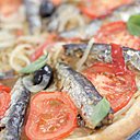 Une tarte salée bigarrée dont le fumet estival réveille les papilles