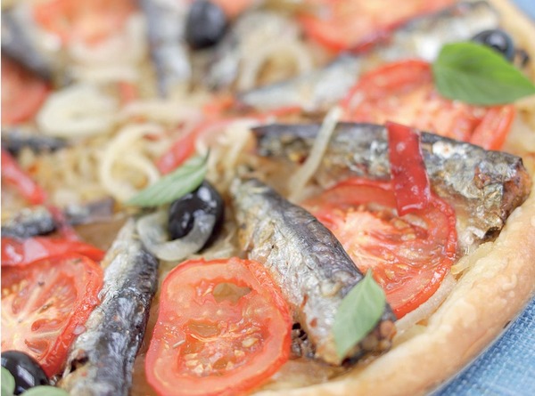 Une tarte salée bigarrée dont le fumet estival réveille les papilles