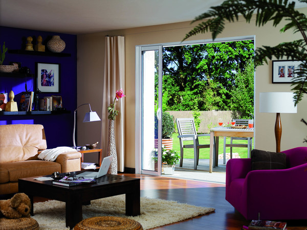 Ce système à galandage permet une ouverture complète sur l’extérieur.  Les panneaux de K par K disparaissent totalement dans l'épaisseur du mur.