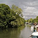 Calme et douceur de la vie au bord de l'eau