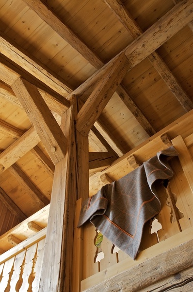 Le premier étage a été habillé de balcons très « savoyards ». Plaid, Arpin.