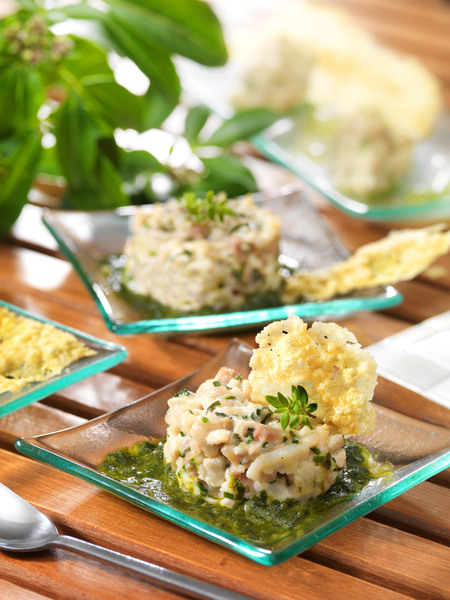 Un frais tartare de poisson prêt à détrôner l’incontournable steak tartare