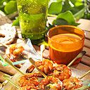 Plongez les appétissantes crevettes dans une sauce qui a du peps