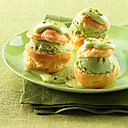 Des profiteroles qui se sont mises au vert pour égayer la fin de repas