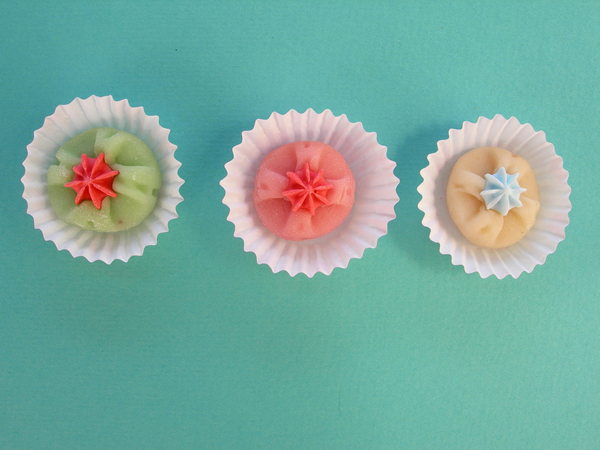 Petites brioches en pâte d'amande