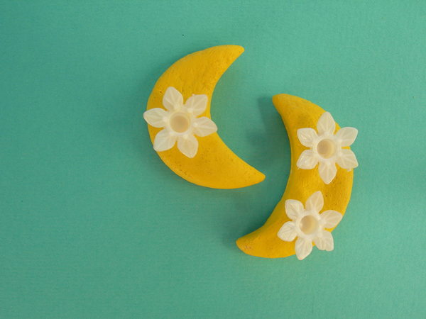 Lunes en pâte à sel