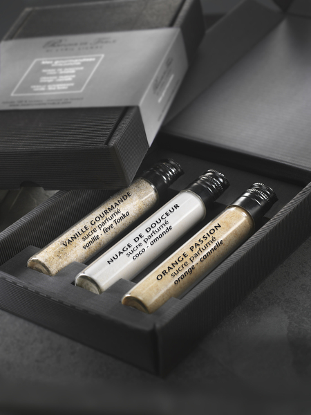 Sels, sucres, poivres et épices parfumés dans un coffret pour varier les saveurs avec raffinement, Parfums de Table