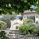 A 5 minutes du Pont de Sèvres, les joies d'un apéritif bucolique dans le jardin