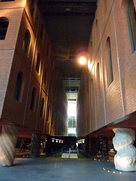 Philippe Starck: l'architecture des bâtiments