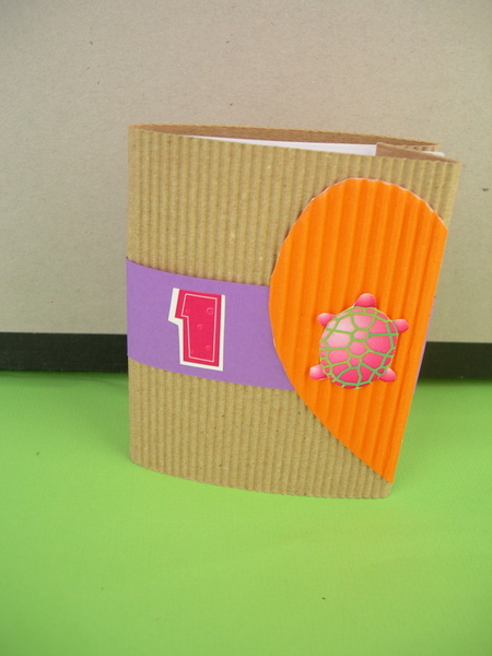 Objets déco en carton ondulé