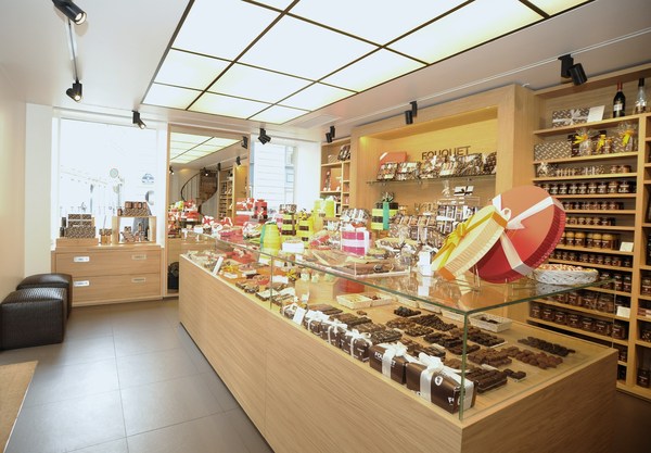 Depuis 1852, Fouquet travaille 50 variétés de chocolat de manière artisanale