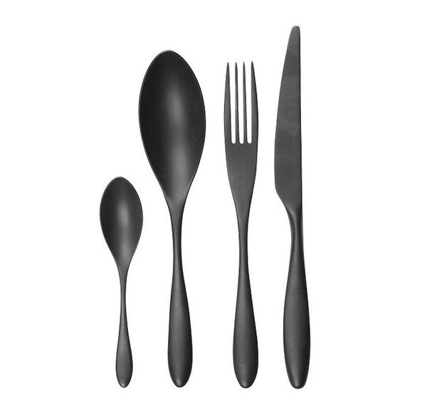 En fonte de canon recyclé, ils sont noirs et élégants.