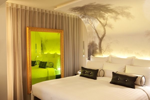 Junior Suite avec miroir teinté vert