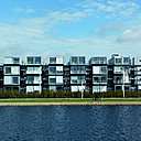 Erigée à l’extrémité des docks Vauban, la nouvelle cité universitaire a fière allure